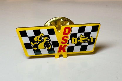DSK-Pin "Doppel-Flagge"